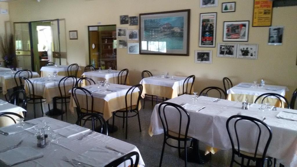 Viadana Albergo Del Po מראה חיצוני תמונה