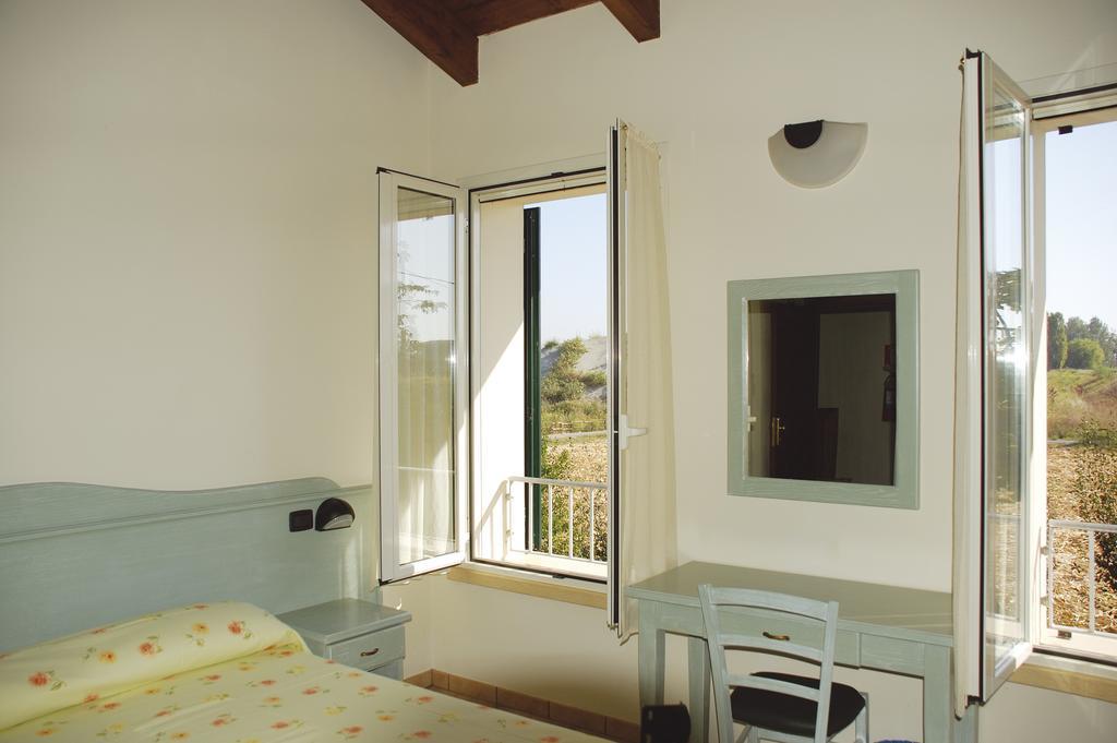 Viadana Albergo Del Po מראה חיצוני תמונה
