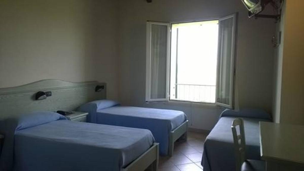 Viadana Albergo Del Po חדר תמונה