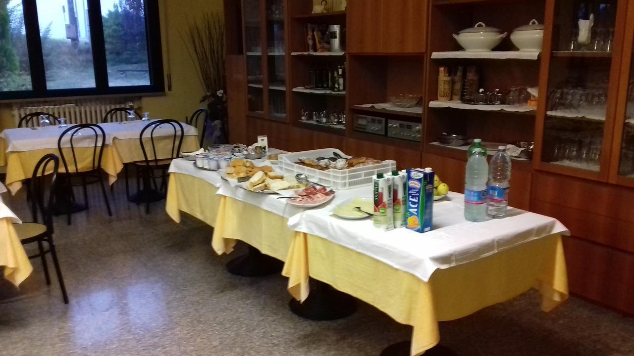 Viadana Albergo Del Po מראה חיצוני תמונה